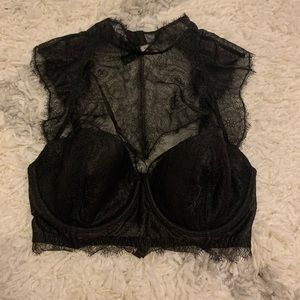 NWT High-Neck Chantilly Lace Bra 32DD
